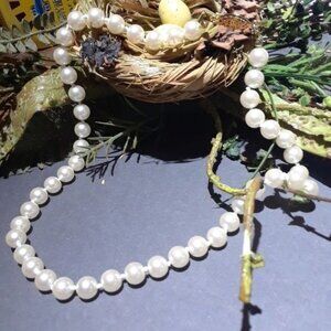 Classic Single Strand Knotted Glass Pearl Necklace Vintage